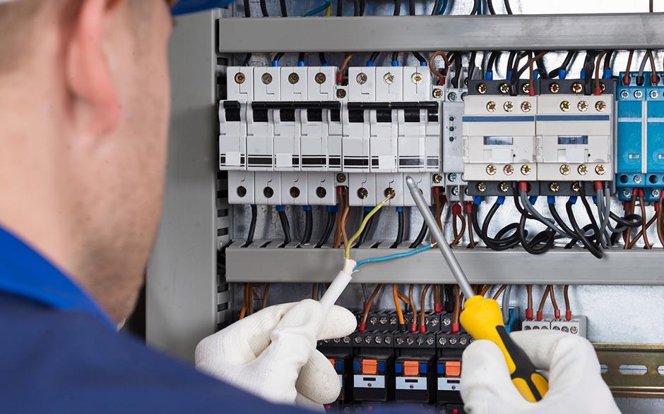 taux horaire électricien Bagnolet